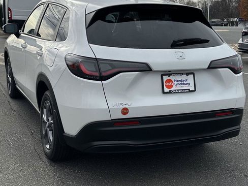 New 2026 Honda HR-V LX image 3