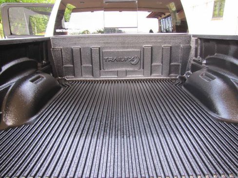 Used 2023 RAM 1500 Big Horn AWD/4WD image 30