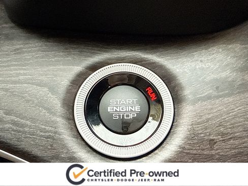 Certified 2023 Jeep Grand Cherokee L Limited w/ Trailer Tow Group (B) image 10