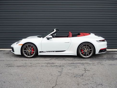 Certified 2020 Porsche 911 Carrera S RWD image 2