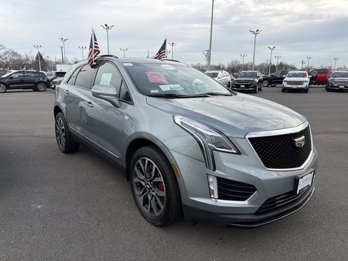 Used 2023 Cadillac XT5 Sportv image 4
