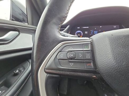 Used 2022 Jeep Grand Cherokee Altitude image 11