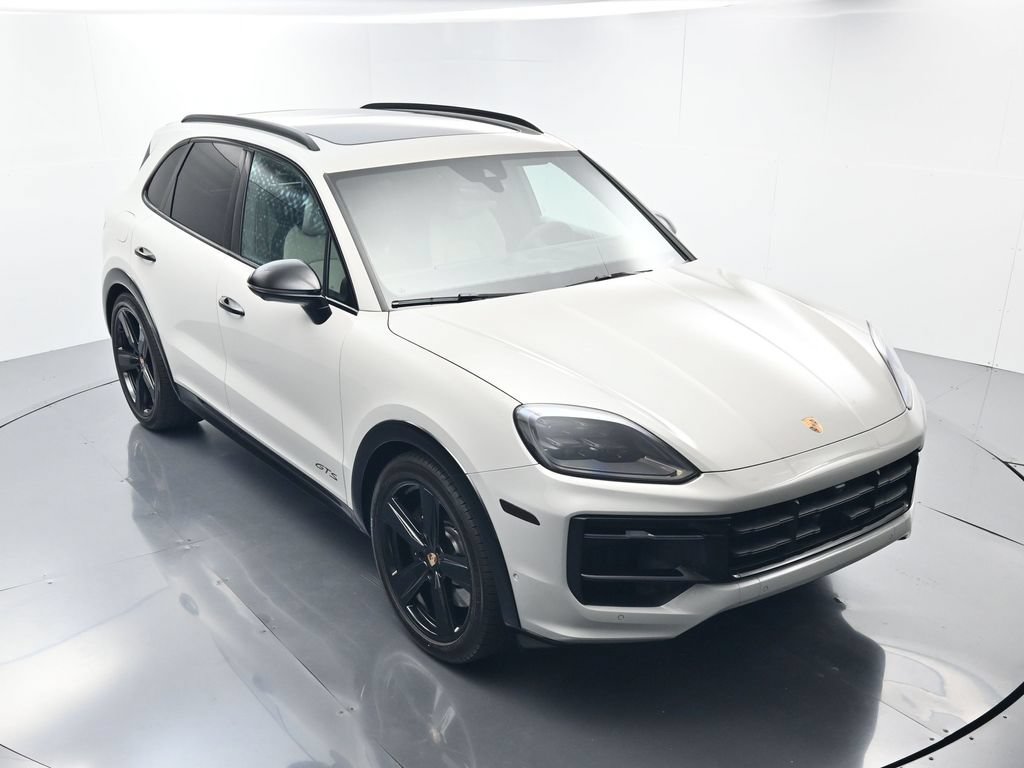 Certified 2026 Porsche Cayenne GTS AWD/4WD image 43