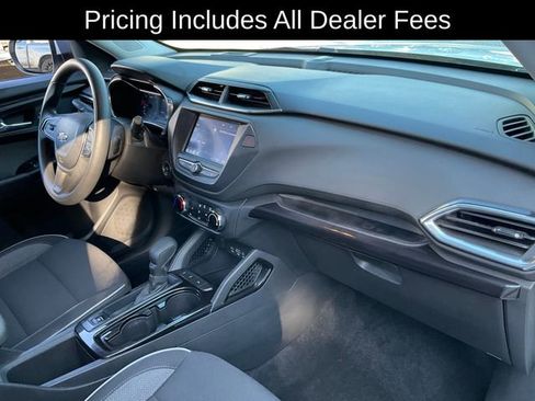 Used 2023 Chevrolet TrailBlazer LT FWD image 20