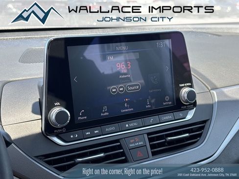 Used 2024 Nissan Altima 2.5 SR AWD/4WD image 23