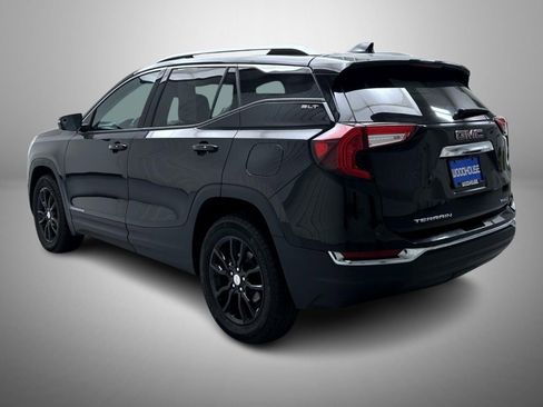 Used 2024 GMC Terrain SLT image 7
