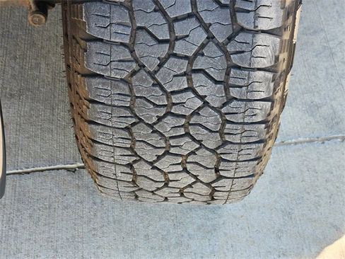 Certified 2024 Chevrolet Silverado 2500 Custom w/ Custom Value Package image 12