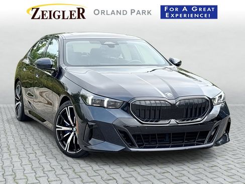 Used 2024 BMW 540i xDrive w/ Premium Package AWD/4WD image 1