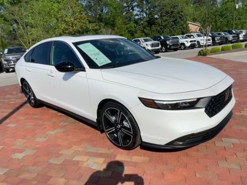Certified 2024 Honda Accord Sport image 3