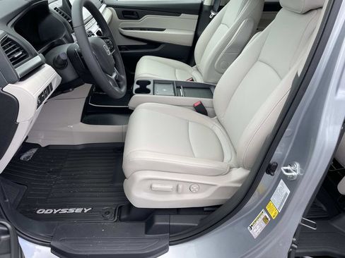 New 2026 Honda Odyssey EX-L image 13