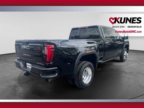 New 2026 GMC Sierra 3500 Denali Ultimate AWD/4WD image 3