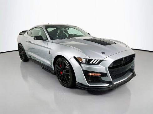 Used 2020 Ford Mustang Shelby GT500 w/ Technology Package RWD image 7