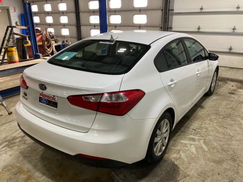 Used 2015 Kia Forte LX w/ Popular Package image 10