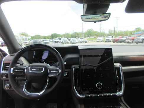 New 2026 GMC Yukon Denali AWD/4WD image 17