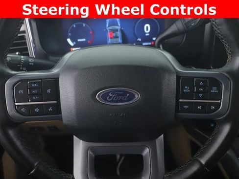 Used 2025 Ford F350 Lariat w/ Chrome Package AWD/4WD image 19