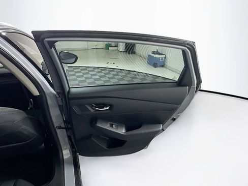 Used 2025 Honda Accord SE image 29