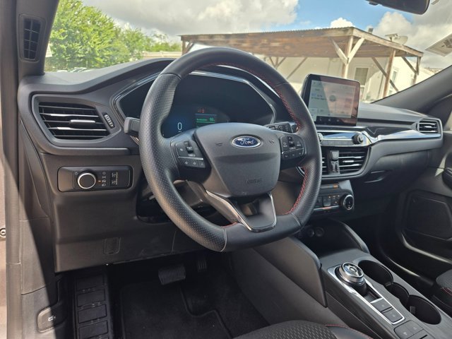 Used 2025 Ford Escape ST-Line AWD/4WD image 15
