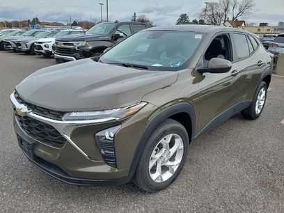 Used 2024 Chevrolet Trax LS w/ LS Convenience Package