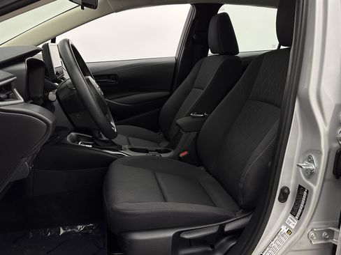 Used 2024 Toyota Corolla LE w/ LE Convenience Package image 13