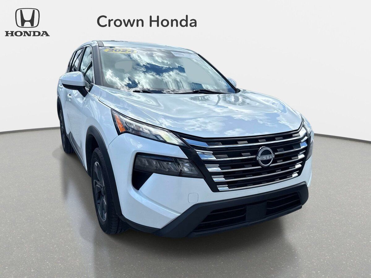 Used 2024 Nissan Rogue SV AWD/4WD image 7