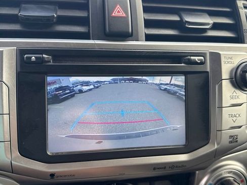 Used 2016 Toyota 4Runner SR5 AWD/4WD image 12