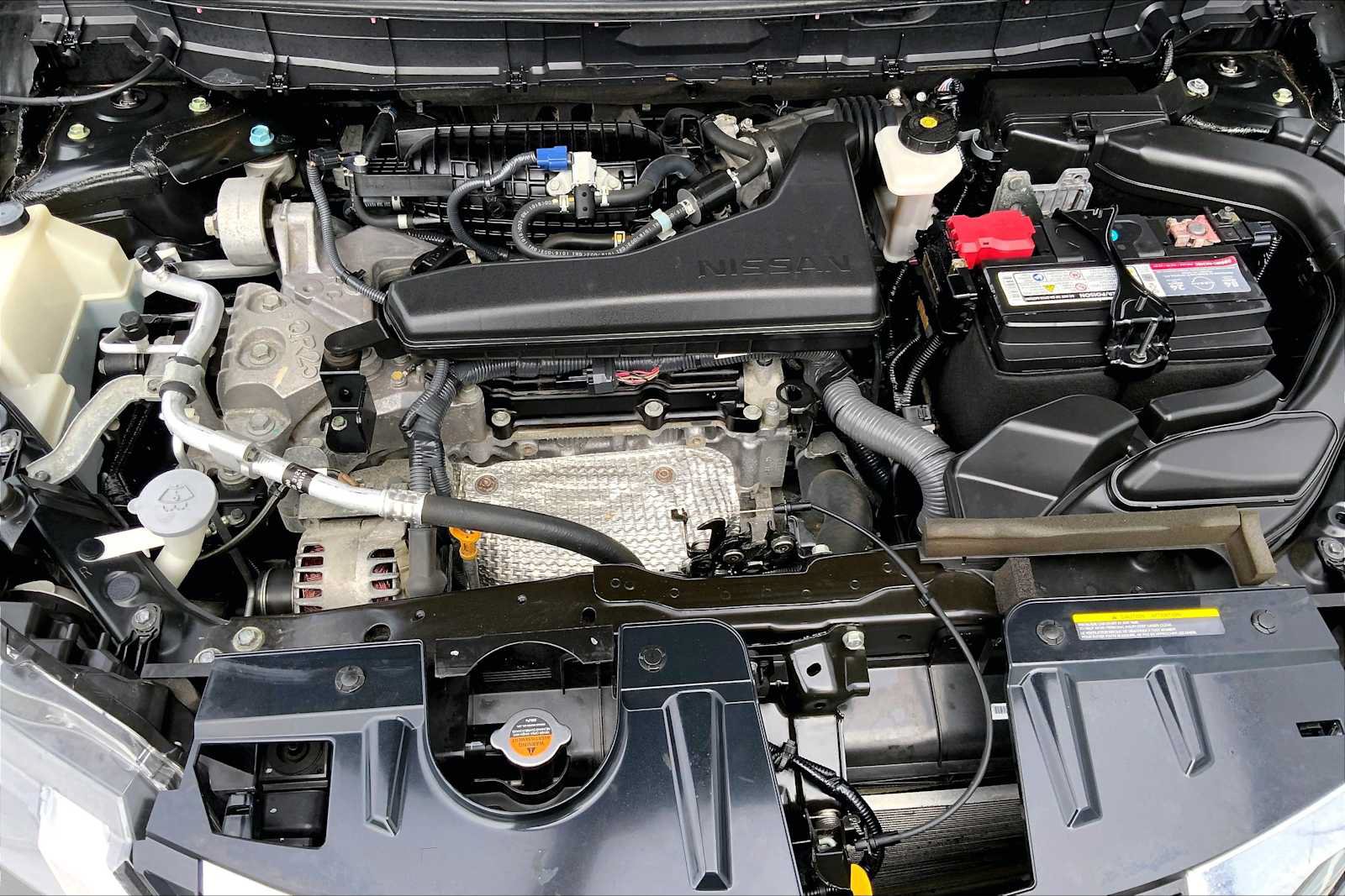 Used 2019 Nissan Rogue SV AWD/4WD image 29