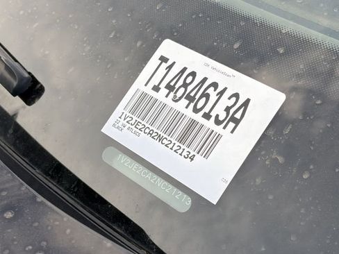 Used 2022 Volkswagen Atlas Cross Sport SE image 11