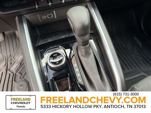 Used 2024 Chevrolet Colorado Trail Boss w/ Technology Package image 35