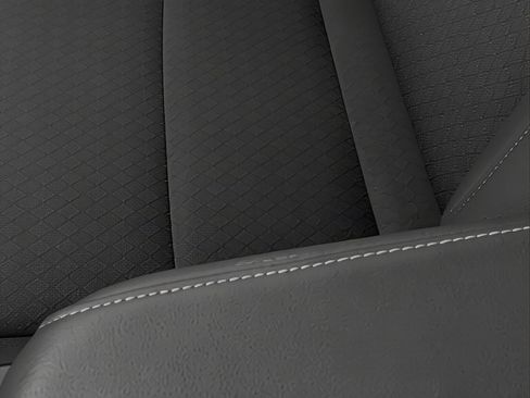 Used 2025 Chevrolet Silverado 1500 LT RWD image 10