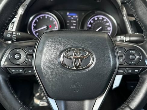 Used 2023 Toyota Camry SE FWD image 18