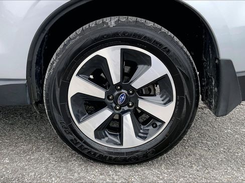 Used 2018 Subaru Forester 2.5i Limited image 10