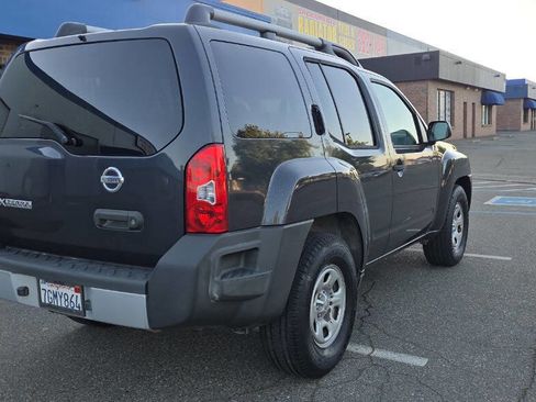 Used 2009 Nissan Xterra X RWD image 2