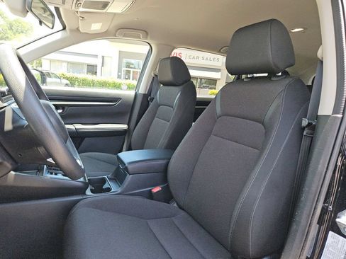 Used 2025 Honda CR-V LX image 16