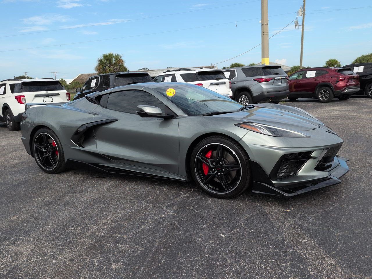 Used 2023 Chevrolet Corvette Stingray Premium Cpe w/ Z51 Performance Package RWD image 2