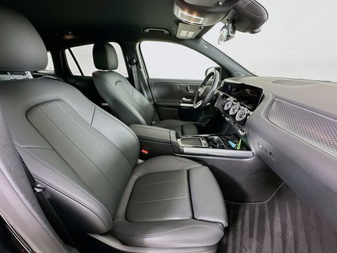 Certified 2025 Mercedes-Benz GLA 250 image 28