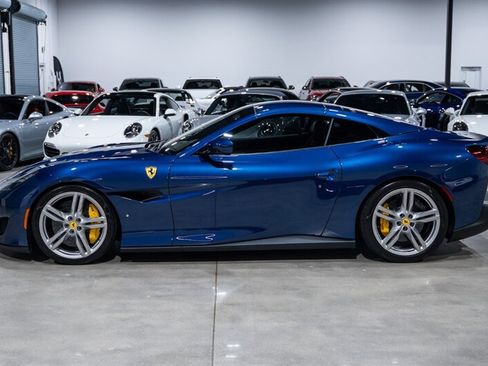Used 2020 Ferrari Portofino RWD image 64