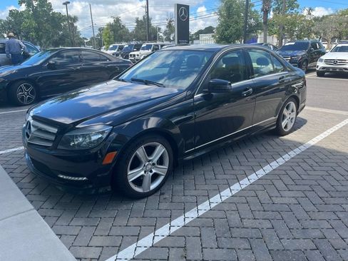 Used 2011 Mercedes-Benz C 300 Sedan image 2