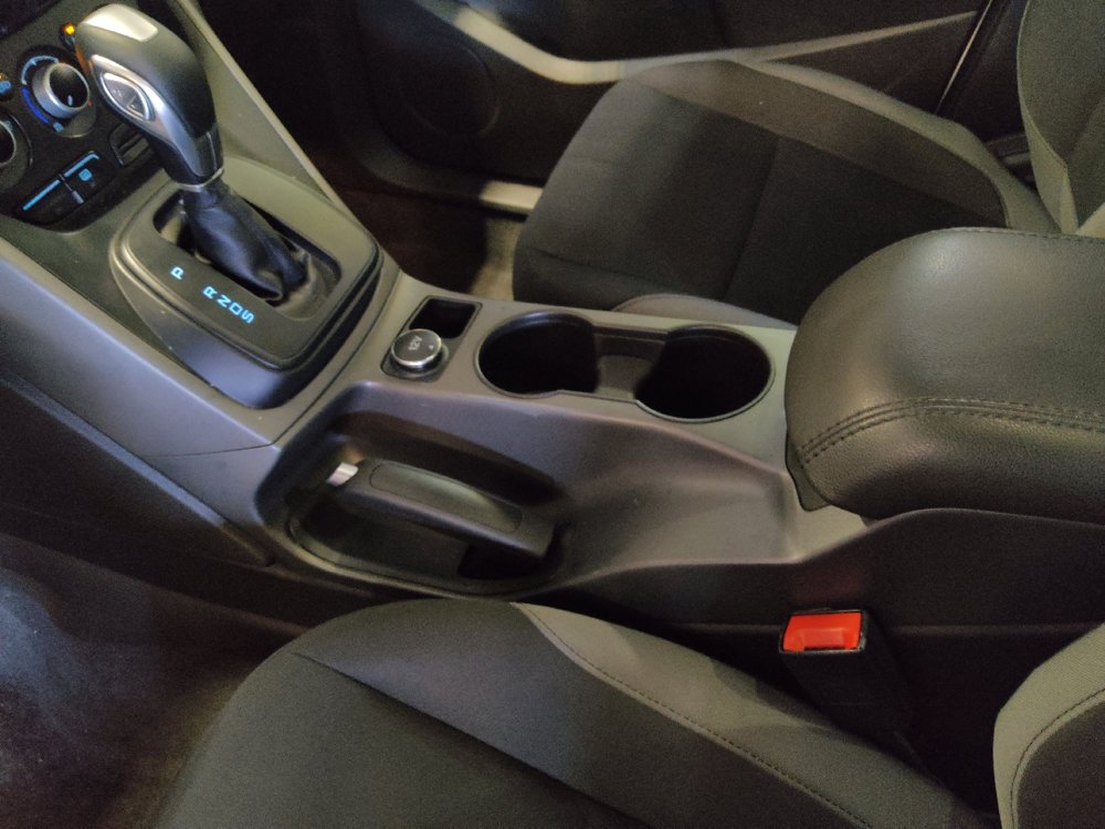 Used 2014 Ford Escape S FWD image 26