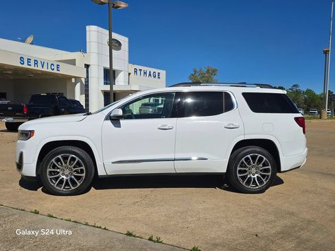 Used 2023 GMC Acadia Denali FWD image 2