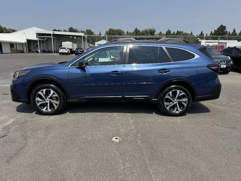 Used 2022 Subaru Outback Limited AWD/4WD image 2