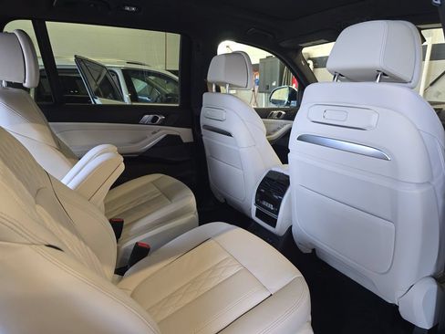 Used 2024 BMW X7 xDrive40i w/ Executive Package AWD/4WD image 13