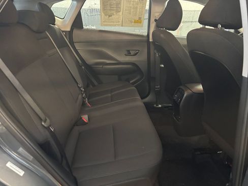 Used 2025 Hyundai Kona SEL image 38