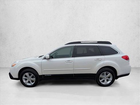Used 2014 Subaru Outback 2.5i Limited image 9