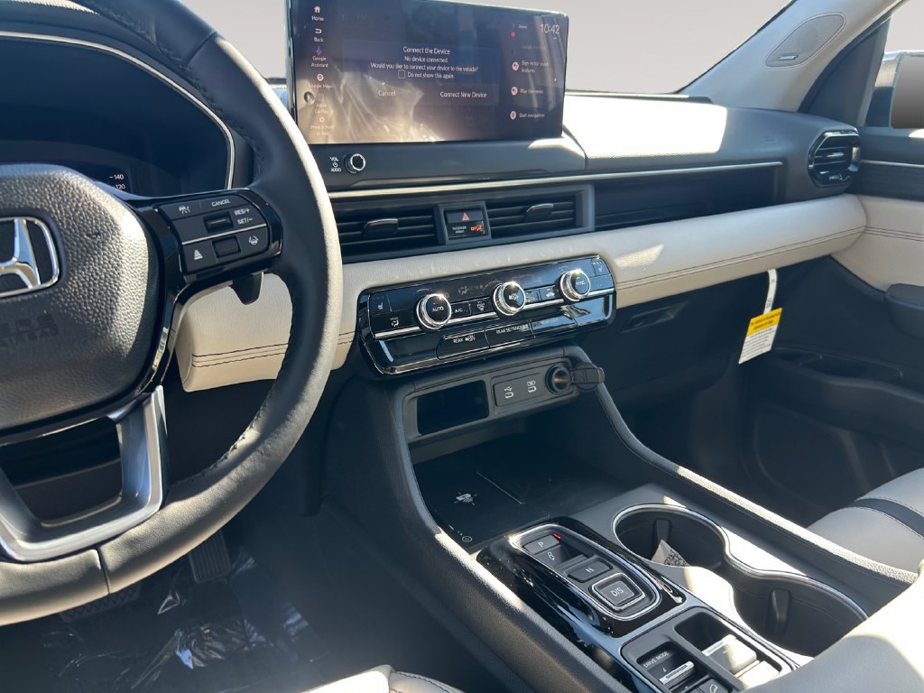 New 2026 Honda Pilot Touring image 10
