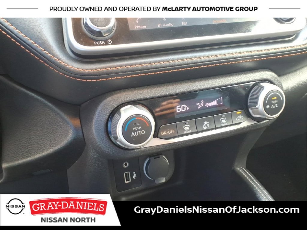Used 2019 Nissan Kicks SR FWD image 17