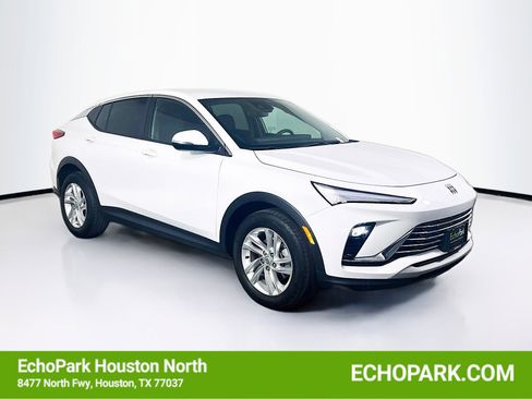 Used 2025 Buick Envista Preferred image 1