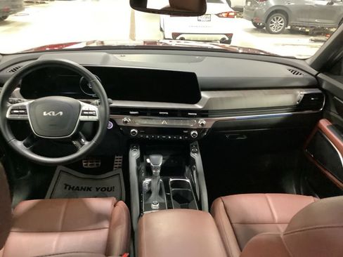 Certified 2024 Kia Telluride SX w/ Towing Package image 22