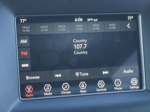 Certified 2021 Jeep Grand Cherokee Laredo w/ Security & Convenience Group image 29