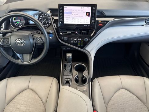 Certified 2022 Toyota Camry XSE FWD image 12