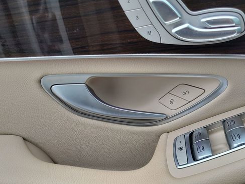 Certified 2022 Mercedes-Benz GLC 300 image 25